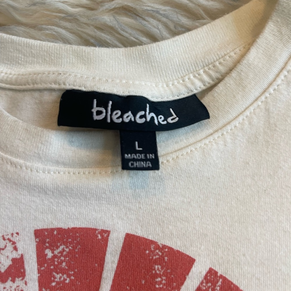 Boys bleached large T-shirt. 5 for $20.